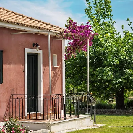 Апартаменты Nemorosa Meson Yerakarion