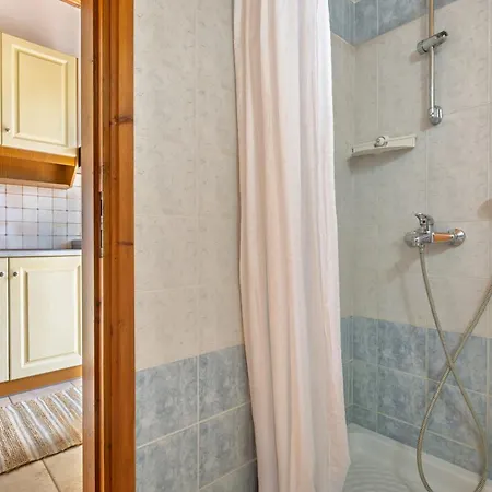 Nemorosa Meson Yerakarion